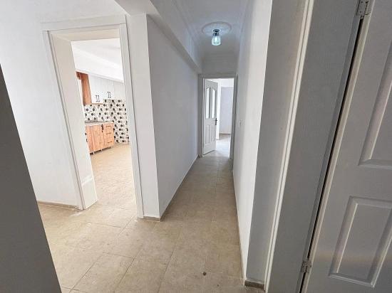 2+1-Zimmer-Wohnung In Seferihisar Ürkmez Zu Verkaufen, Mit Separater Küche Und Garten, Keine Nebenkosten