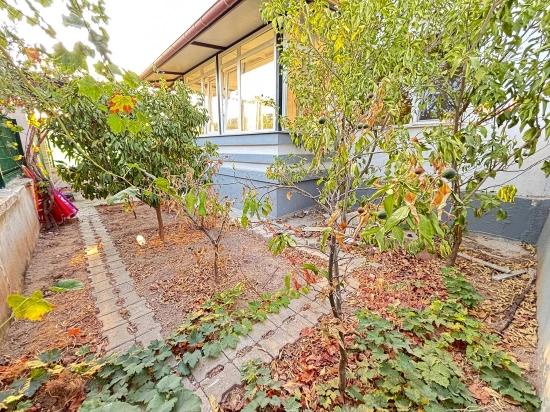 4+1 Triplex Mit Freistehendem Parkplatz Und Garten In Seferihisar Doğanbey