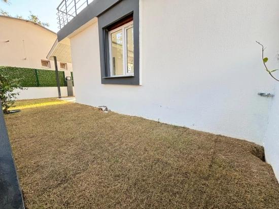 Neubau-Villa (2+1 Schlafzimmer, Lizenziert) Mit Garten In Seferihisar Payamlı Zu Verkaufen