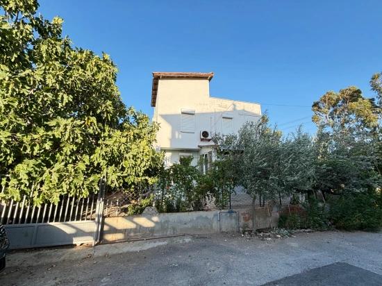 4+1 Villa Zum Verkauf In Seferihisar Ürkmez, 100 M Vom Strand Entfernt