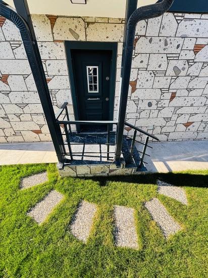Große 3+1-zimmer-villa (300 M² Bruttofläche) Mit Separatem Pool In Doğanbey Zu Verkaufen