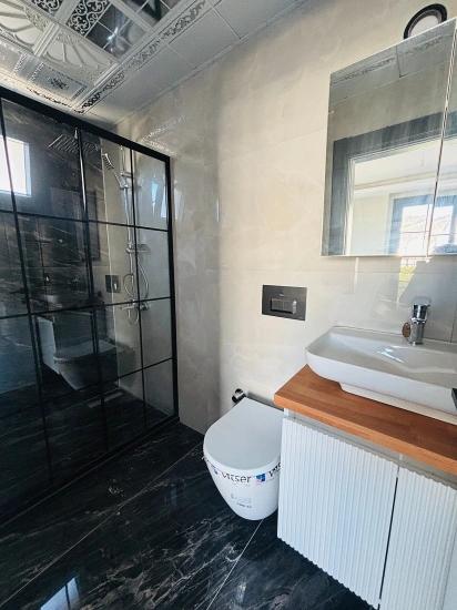 Große 3+1-zimmer-villa (300 M² Bruttofläche) Mit Separatem Pool In Doğanbey Zu Verkaufen