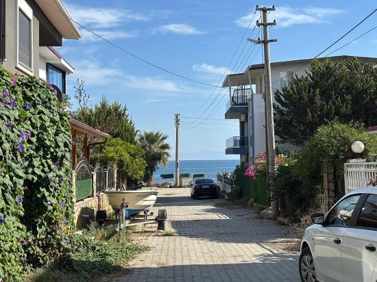 3+1-Zimmer-Villa Mit Garten Zu Vermieten, 50 Meter Vom Strand In Seferihisar Doğanbey