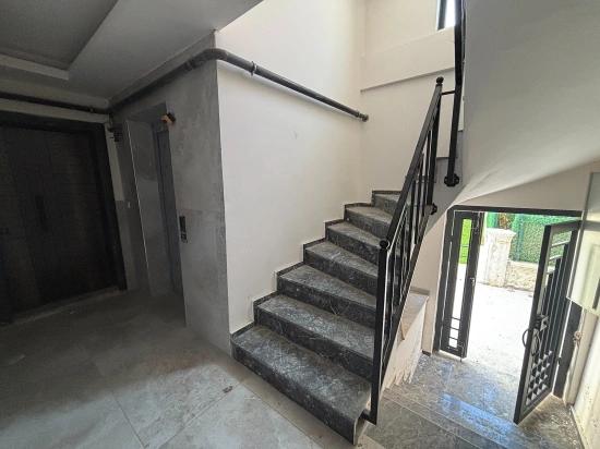 2+1 Mittelgeschosswohnung In Camikebir, Seferihisar, Izmir