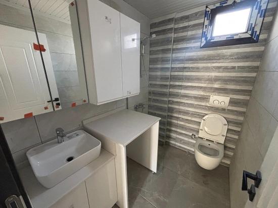 2+1 Mittelgeschosswohnung In Camikebir, Seferihisar, Izmir