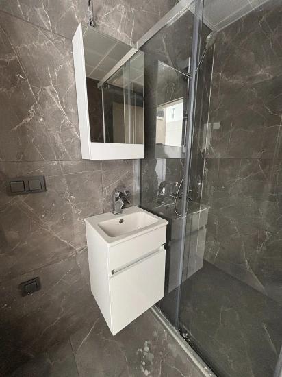 1+1 Erdgeschoss-Gartenwohnung In Izmir Seferihisar Çolakibrahim