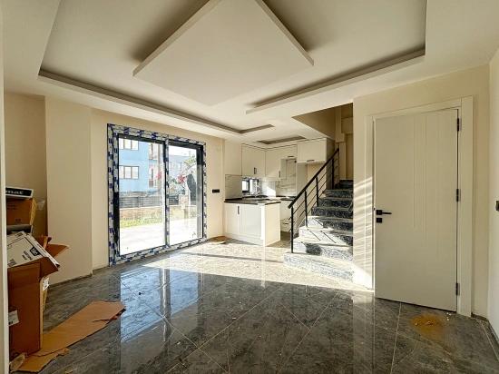 2+1 Villa Zum Verkauf 600 Meter Vom Meer Entfernt In Ürkmez, Seferihisar, Izmir