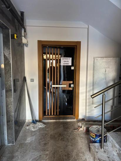 1+1 Erdgeschosswohnung Mit Garten In Çolakibrahim, Seferihisar, İzmir