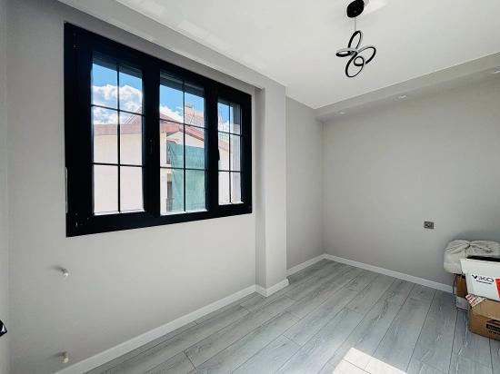 Ultra-luxus-sommerhaus Mit 3+1 Schlafzimmern Und Smart-home-system, 50 M Vom Meer Entfernt In Ürkmez, Seferihisar, İzmir