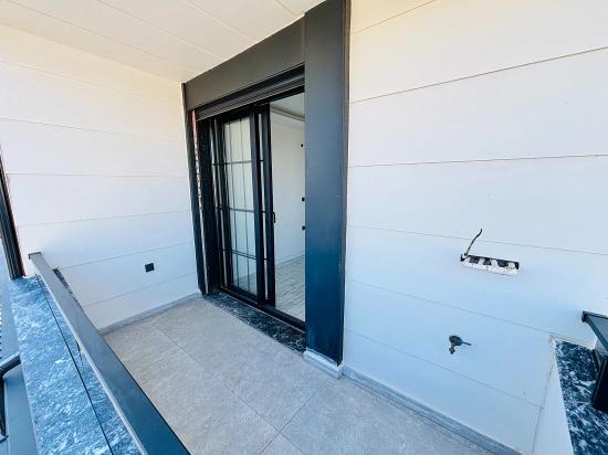 Renovierte 1+1-wohnung Zum Verkauf In Der Deniz-straße Im Bezirk Seferihisar Payamlı In Izmir