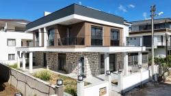3+1-Zimmer Villa Zu verkaufen in Payamlı Bz. Seferihisar Doğanbey - 105 m²
