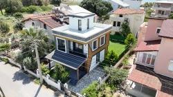 3+1 Ultra-Luxus-Apartment Mit Großem Garten, 100 M Vom Meer Entfernt, Zu Verkaufen Im Stadtteil Payamlı, Seferihisar, İzmir.
