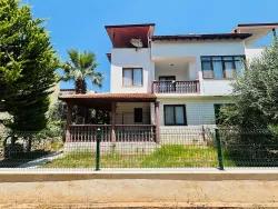 3+1-Zimmer Villa Zu Verkaufen in Cumhuriyet Bz. Seferihisar Doğanbey - 120 m²