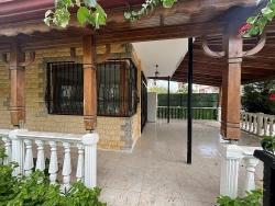 Freistehende Triplex-Sommervilla (4+1 Schlafzimmer) Am Meer In Bengiler, Seferihisar