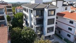 2+1 Mittelgeschosswohnung In Camikebir, Seferihisar, Izmir