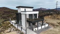 4+1-Zimmer Einfamilienhaus Zu Verkaufen in Atatürk Bz. Seferihisar Doğanbey - 285 m²