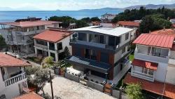 Ultra-Luxus-Sommerhaus Mit 3+1 Schlafzimmern Und Smart-Home-System, 50 M Vom Meer Entfernt In Ürkmez, Seferihisar, İzmir