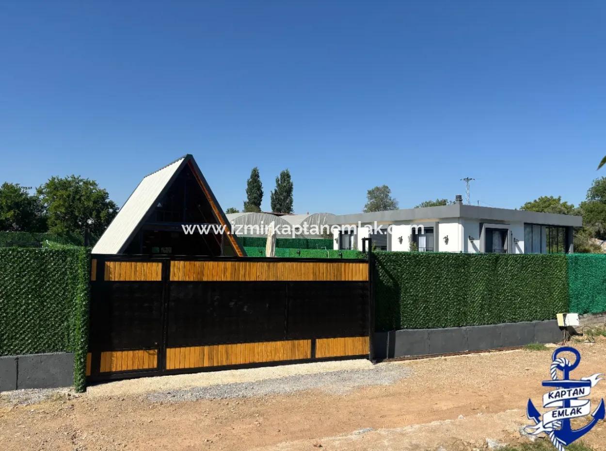 Dreieckiges Bungolov Haus Mit Pool Auf 300 M2 Grundstück In Izmir Menderes Yeniköy