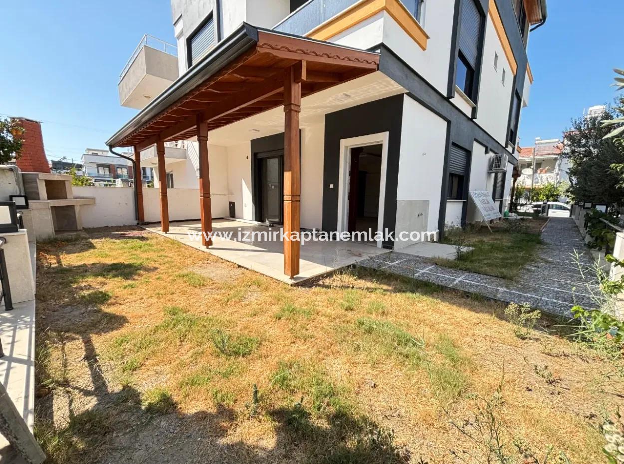3 1 Villa Zum Verkauf Mit Großem Garten In Doğanbey