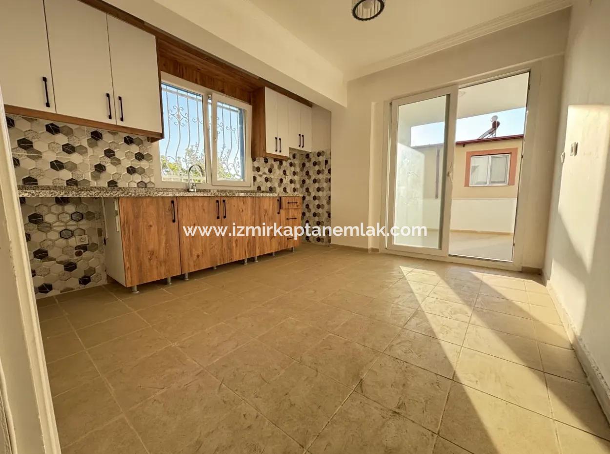 Separate Küche Und Garten Preiswerte 2 1 Wohnung Zum Verkauf In Ürkmez