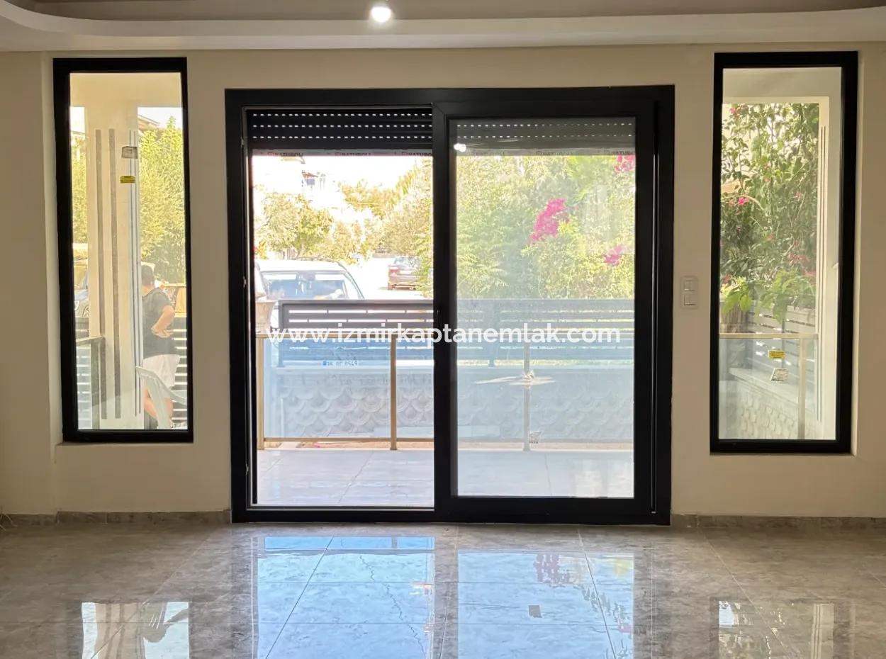 3 1 Villa Zum Verkauf In Doğanbey Mit 500 M Parkplatz Garten