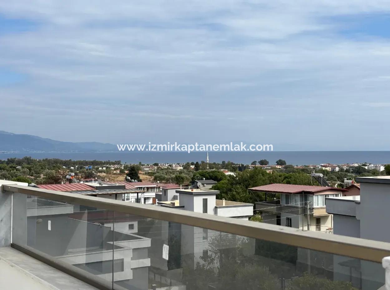 4 1 Villa Zum Verkauf Mit Meerblick Eigentumswohnung In Doğanbey