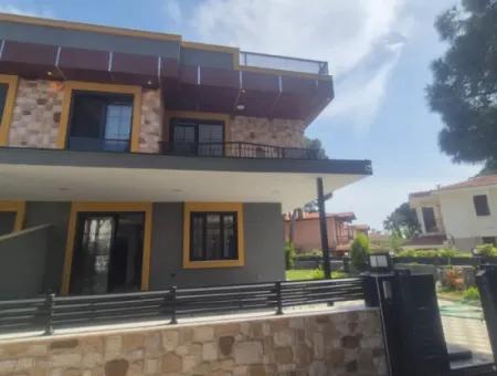 Ürkmez 3 1 Villa Zu Verkaufen Mit Großem Garten Am Meer