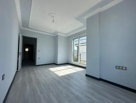 Freistehende Villa Auf 300 M2 Grundstück In Izmir Seferihisar Cumhuryet Mah