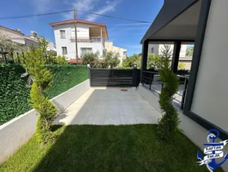 3 1 Villa Zum Verkauf Mit Parkplatz In Doğanbey Payamlı Zentrum