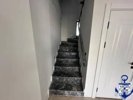 3 1 Villa Zum Verkauf Mit Parkplatz In Doğanbey Payamlı Zentrum