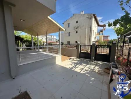 2 1 Villa Zum Verkauf In Doğanbey Payamlı Zentrum