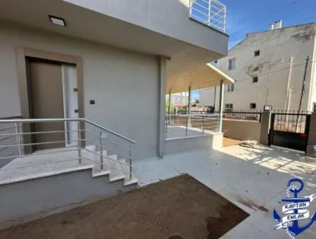 2 1 Villa Zum Verkauf In Doğanbey Payamlı Zentrum