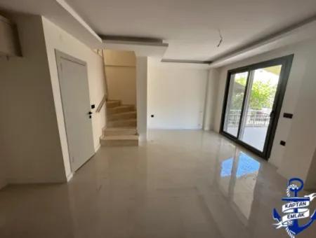 2 1 Villa Zum Verkauf In Doğanbey Payamlı Zentrum