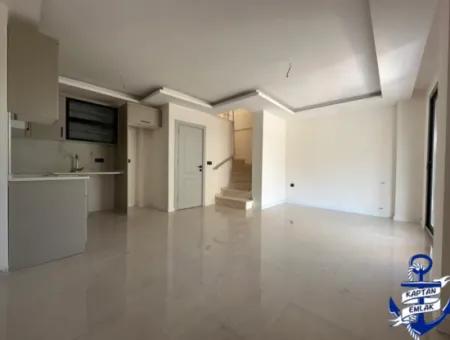 2 1 Villa Zum Verkauf In Doğanbey Payamlı Zentrum