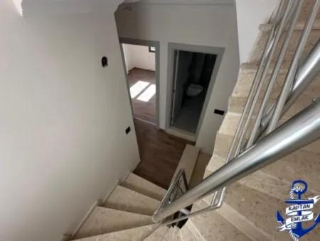 2 1 Villa Zum Verkauf In Doğanbey Payamlı Zentrum