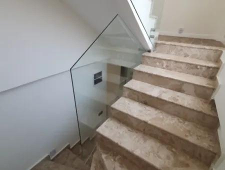 Payamlı 3 1 Villa Zu Verkaufen Mit Pool Und Garten Am Meer