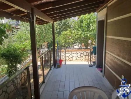 Doğanbeyde Garten Geräumige Gebaute 2 1 Villa Zum Verkauf