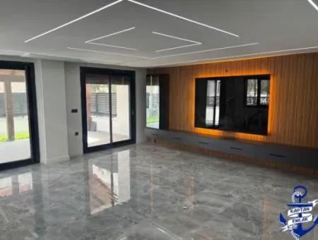 İzmir Seferihisar Payamli Mah.de 3 1 400 Mt Ultra-Luxus-Sommerhaus Zum Verkauf Am Meer