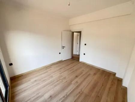 2 1 Villa Zum Verkauf Mit Freistehendem Eingang Und Garten In Payamlı
