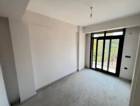 2 1 Villa Zu Verkaufen Mit Garten In Payamlı