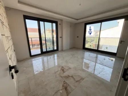 6 2 Triplex Zum Verkauf Mit Großer, Geräumiger Struktur Im Payamlı Zentrum