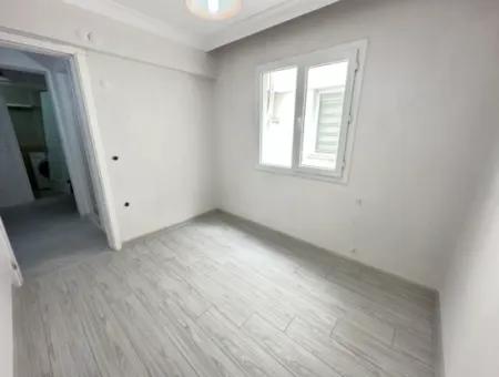 2 1 Wohnung Zum Verkauf 150M Zum Strand In Ürkmez Zentrum