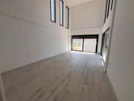 Neubau 2 1 Villa Zum Verkauf In Seferihisar Mit Großem Garten