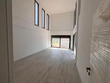 Neubau 2 1 Villa Zum Verkauf In Seferihisar Mit Großem Garten