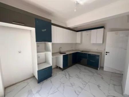 Neubau 2 1 Villa Zum Verkauf In Seferihisar Mit Großem Garten