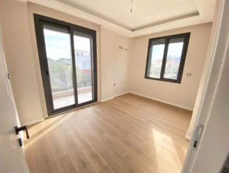 300M2 Unabhängiger Garten 3 In 1 Villa Zum Verkauf In Doganbey