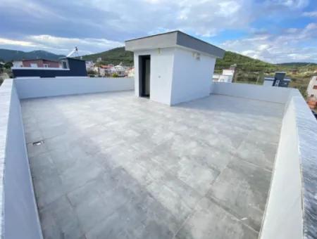 300M2 Unabhängiger Garten 3 In 1 Villa Zum Verkauf In Doganbey