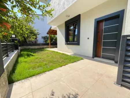 4 In 1 Villa Zum Verkauf Mit Garten 400M Zum Strand Im Zentrum Von Doganbey