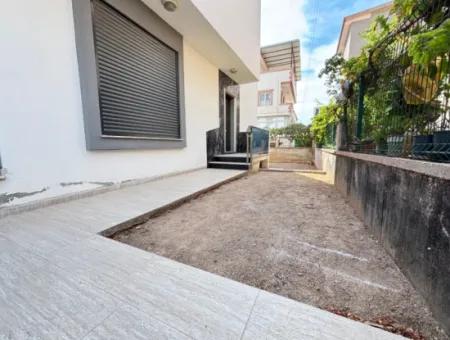 3 1 Villa Zum Verkauf In Doğanbey Mit 500 M Parkplatz Garten