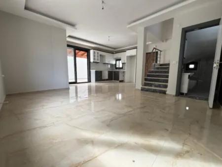 4 1 Villa Zum Verkauf Mit Meerblick Eigentumswohnung In Doğanbey
